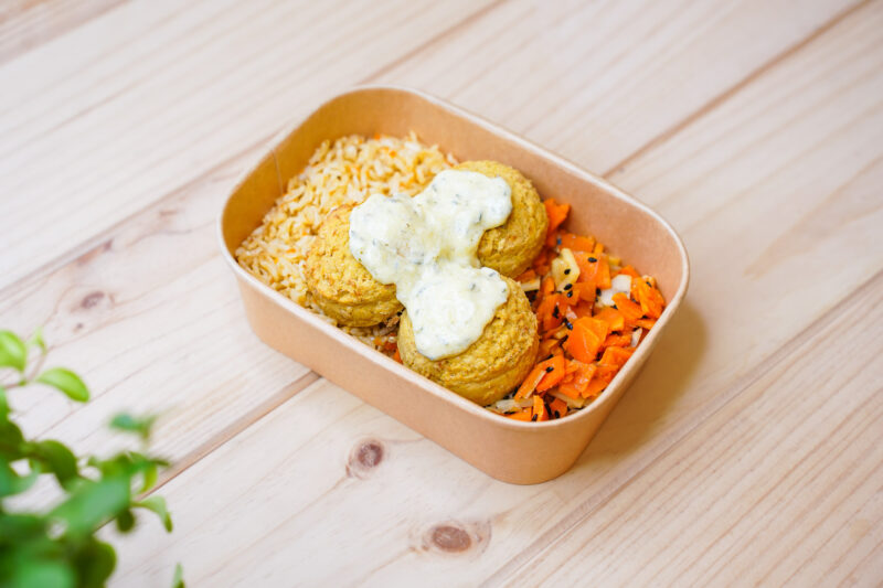 [A LA CARTE] - Falafel de Grão, Alho Francês e Sésamo com Molho Tzatziki