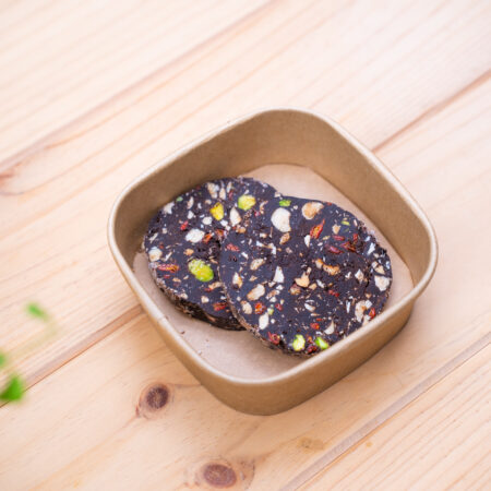 Salame Paleo de Frutos Secos, Coco e Bagas goji