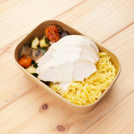 Peito de Frango com Molho Alfredo